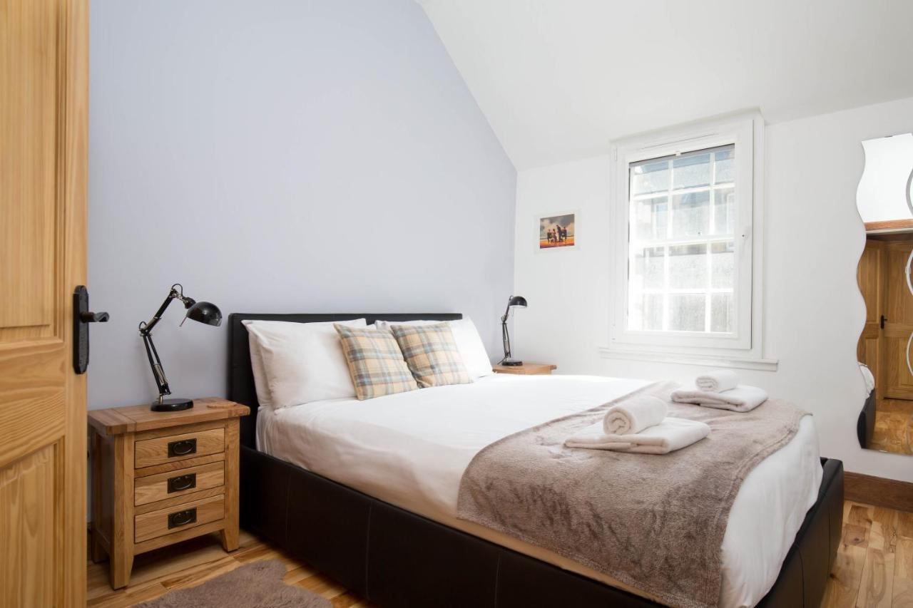 Castle Vista, Grassmarket Apartment Edimburgo Esterno foto